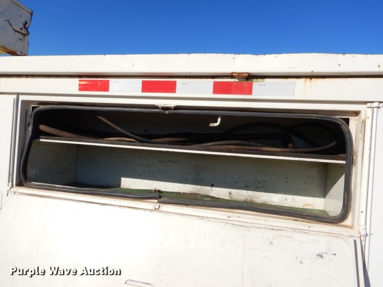 image for item EY9362 Altec utility bed