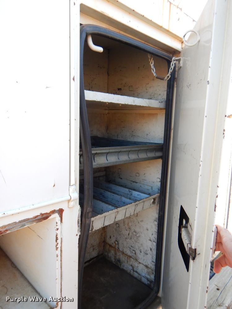 image for item EY9362 Altec utility bed