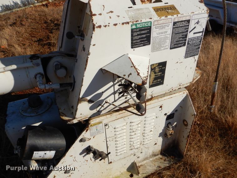 image for item EY9363 Altec AA600 boom