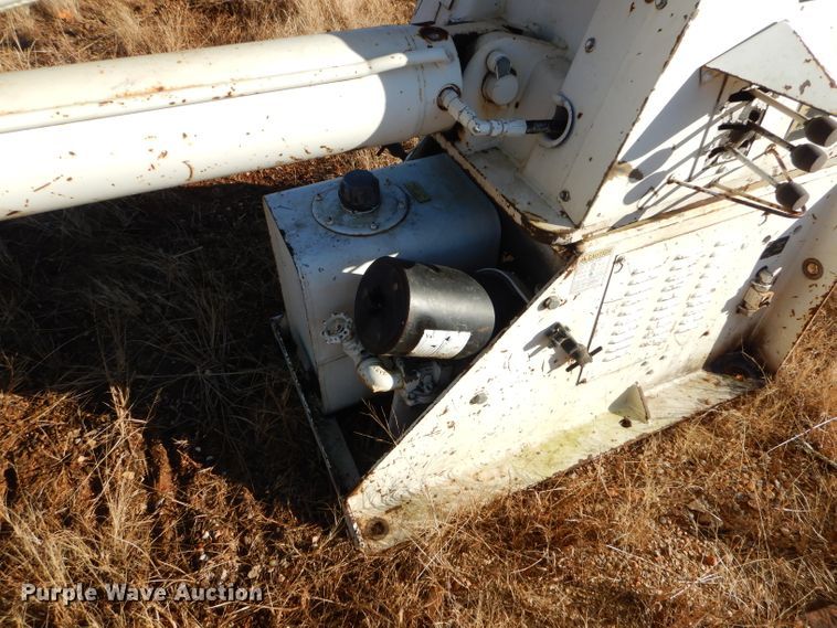 image for item EY9363 Altec AA600 boom