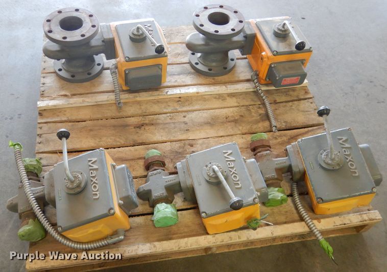 image for item FA9324 Maxon natural gas valve