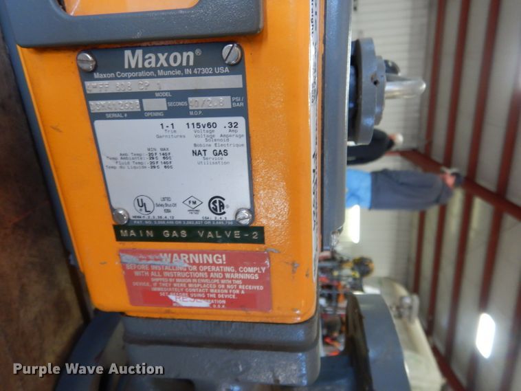 image for item FA9324 Maxon natural gas valve