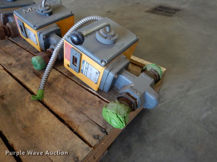 image for item FA9324 Maxon natural gas valve