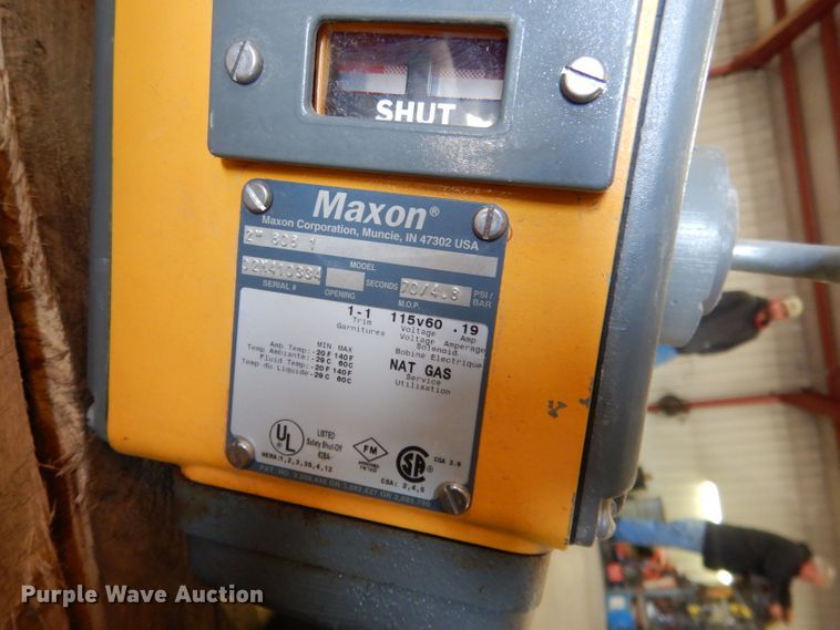 image for item FA9324 Maxon natural gas valve