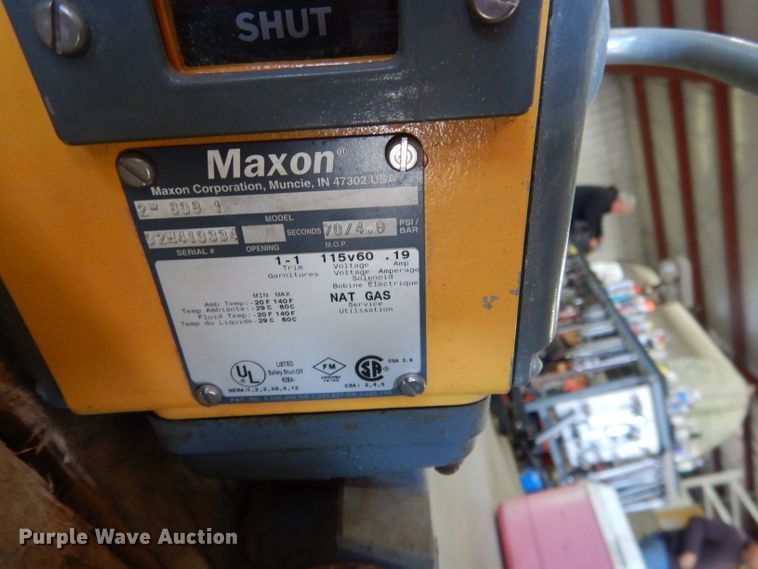 image for item FA9324 Maxon natural gas valve