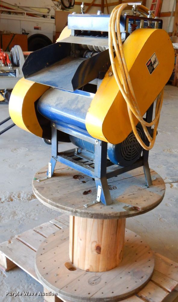 image for item FA9895 Wire stripper