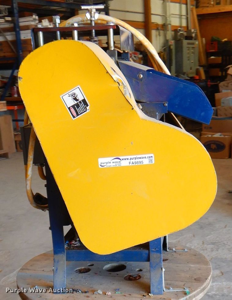 image for item FA9895 Wire stripper