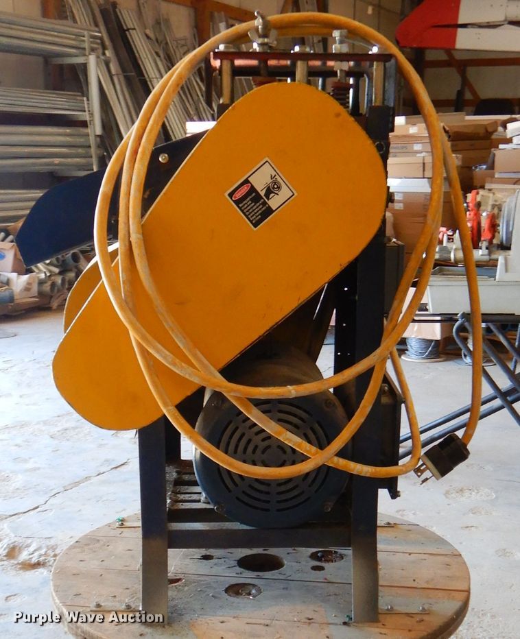 image for item FA9895 Wire stripper