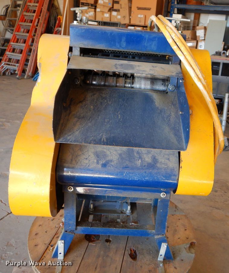 image for item FA9895 Wire stripper