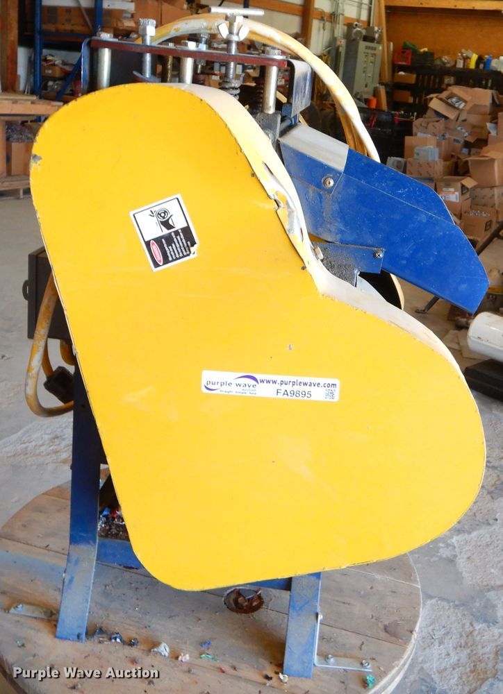 image for item FA9895 Wire stripper