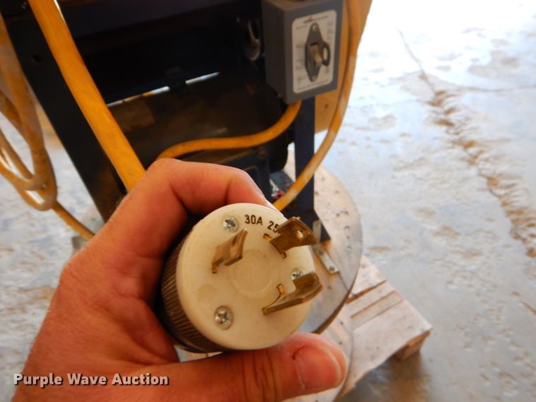 image for item FA9895 Wire stripper