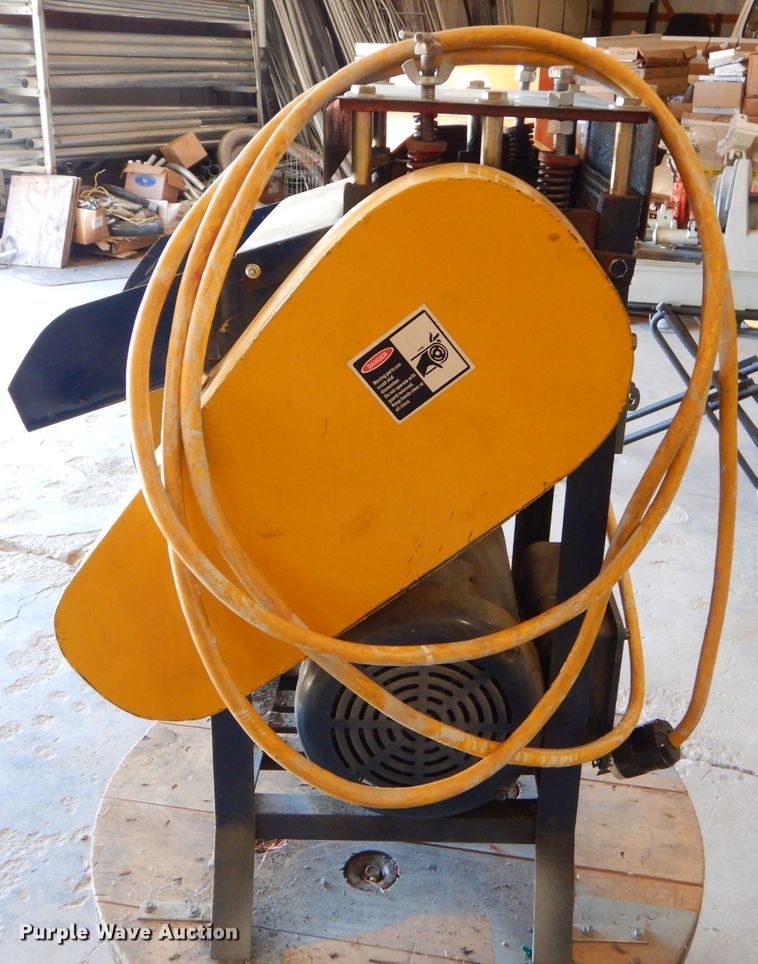 image for item FA9895 Wire stripper