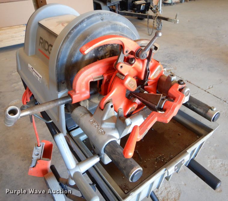 image for item FA9896 Ridgid 1822-I threading machine