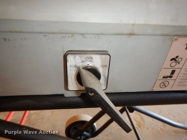 image for item FA9896 Ridgid 1822-I threading machine