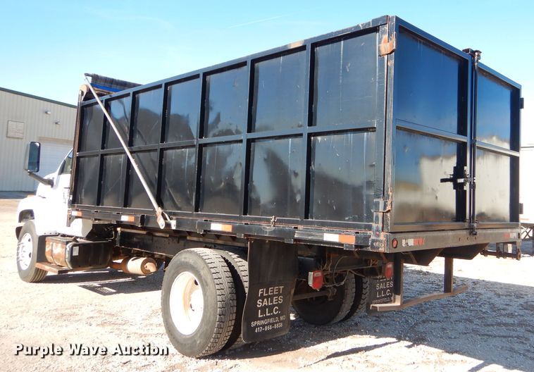 image for item FA9901 2005 Chevrolet C7500 dump truck