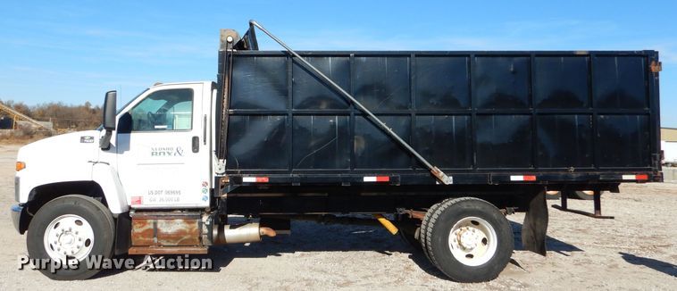 image for item FA9901 2005 Chevrolet C7500 dump truck