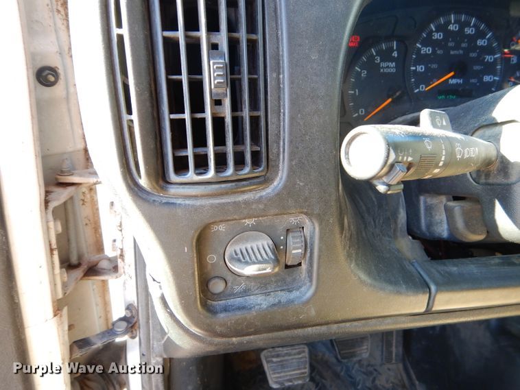 image for item FA9901 2005 Chevrolet C7500 dump truck