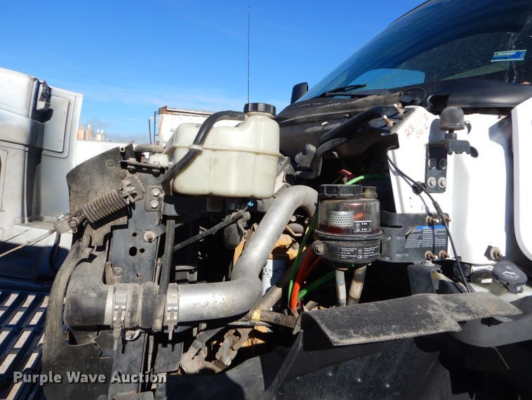 image for item FA9901 2005 Chevrolet C7500 dump truck