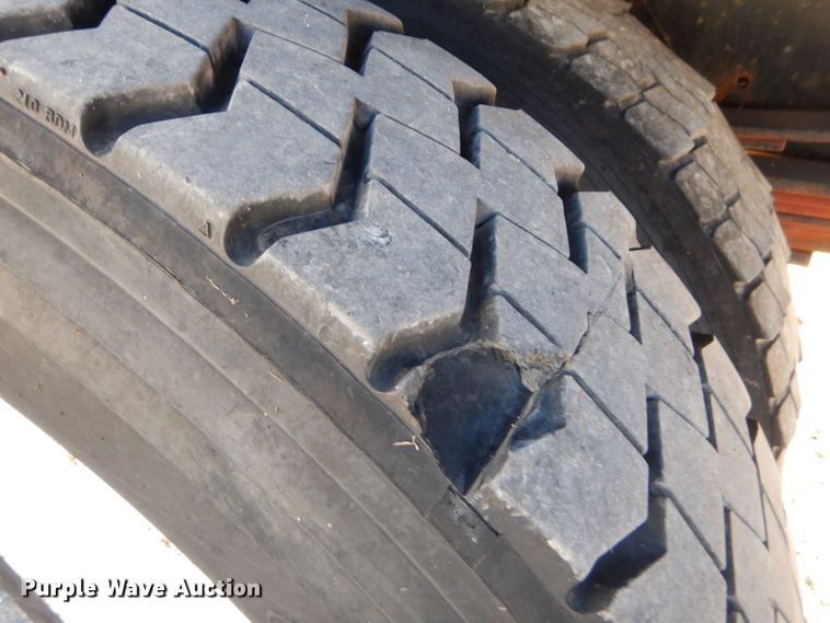 image for item FA9901 2005 Chevrolet C7500 dump truck