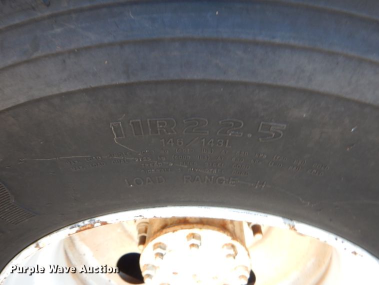 image for item FA9901 2005 Chevrolet C7500 dump truck