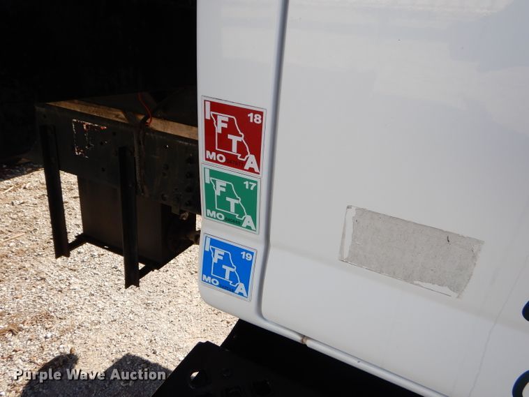 image for item FA9901 2005 Chevrolet C7500 dump truck