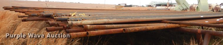 image for item FA9916 Approximately 33 oilfield structural pipes