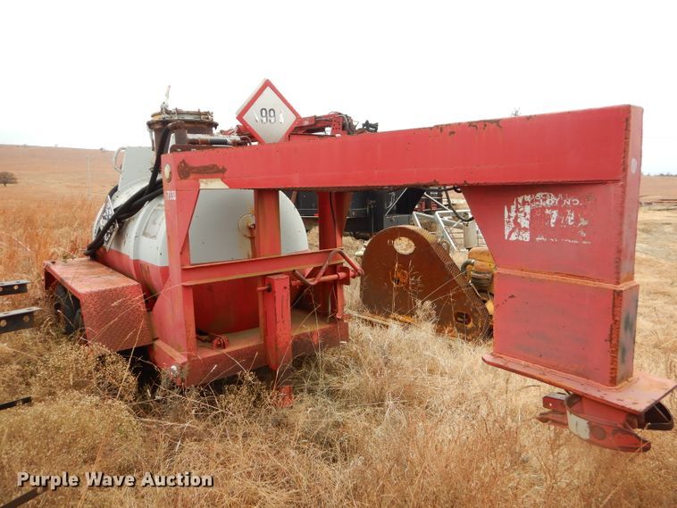 image for item FA9917 Tank trailer