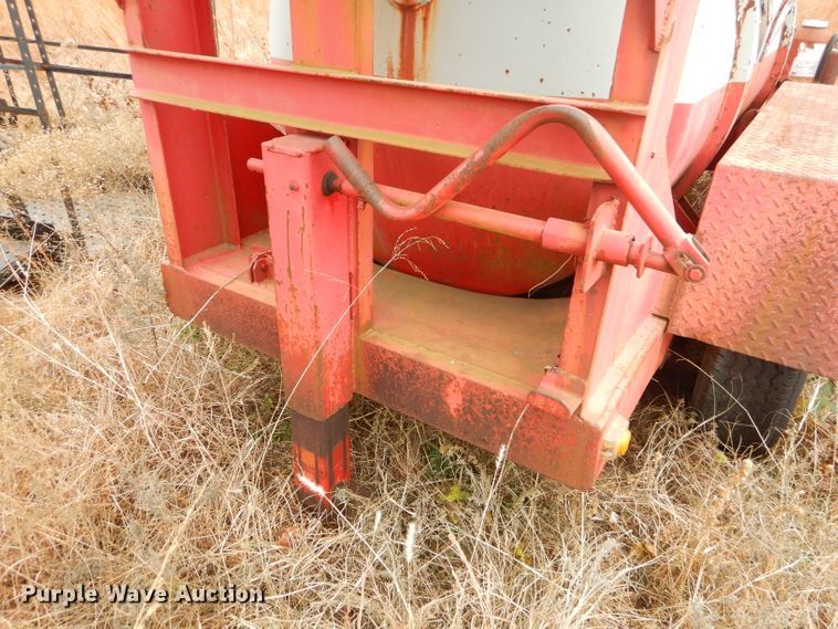 image for item FA9917 Tank trailer