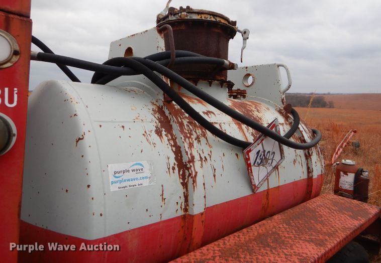 image for item FA9917 Tank trailer