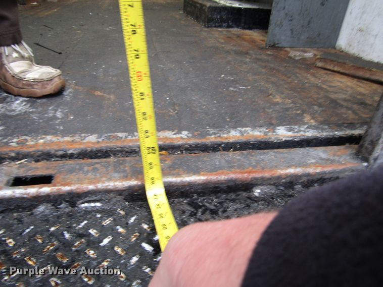 image for item FD9307 2014 Ford E350 Super Duty box truck