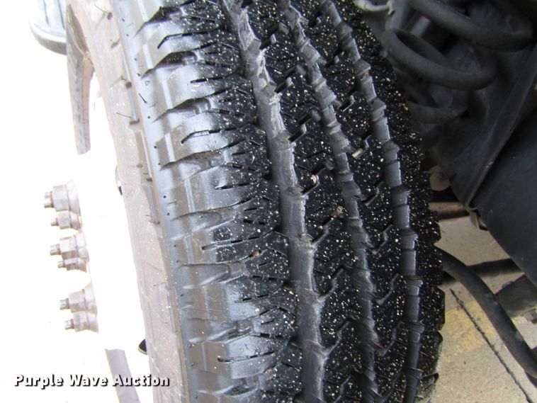 image for item FD9307 2014 Ford E350 Super Duty box truck