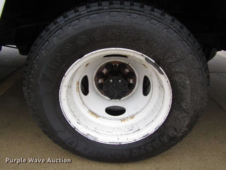 image for item FD9307 2014 Ford E350 Super Duty box truck