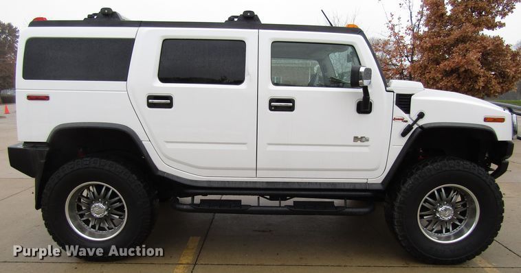 image for item FD9308 2003 Hummer H2 SUV