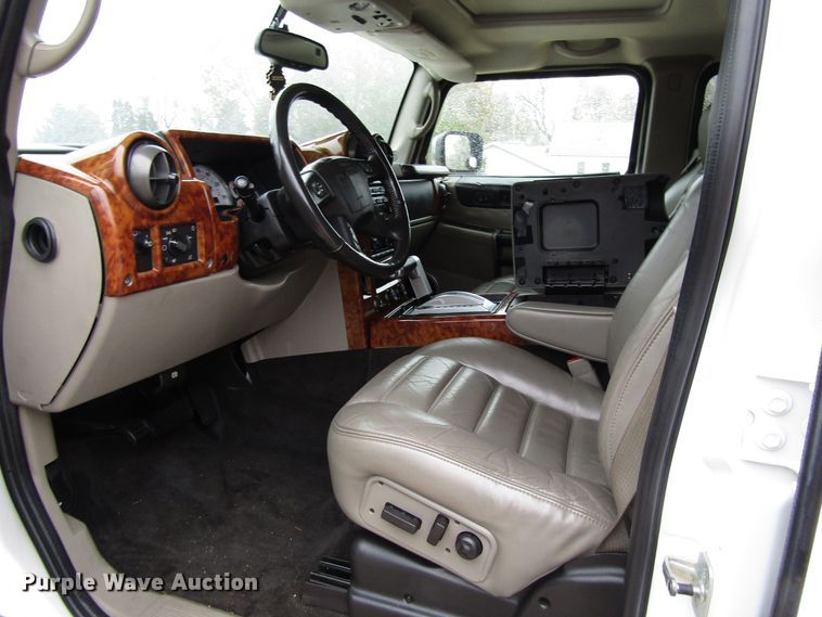 image for item FD9308 2003 Hummer H2 SUV