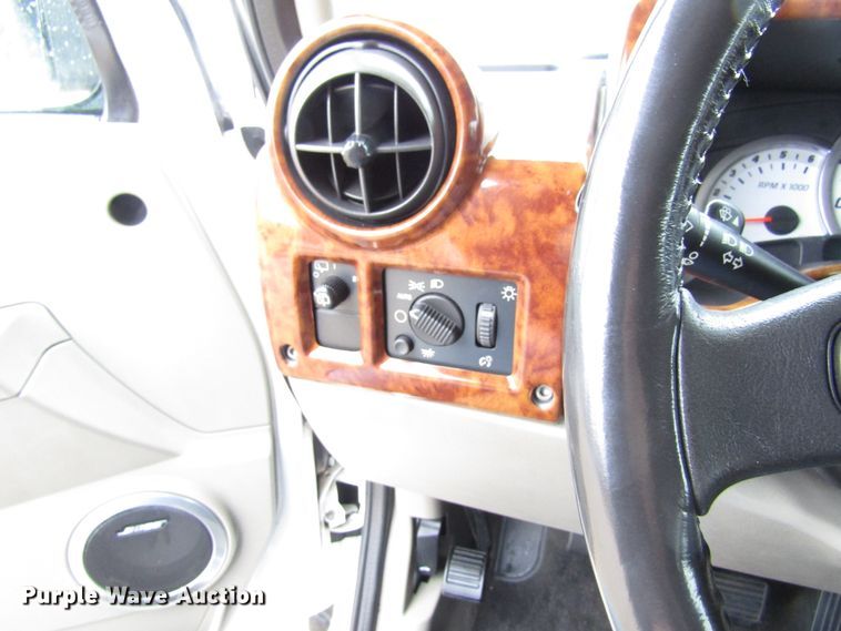 image for item FD9308 2003 Hummer H2 SUV