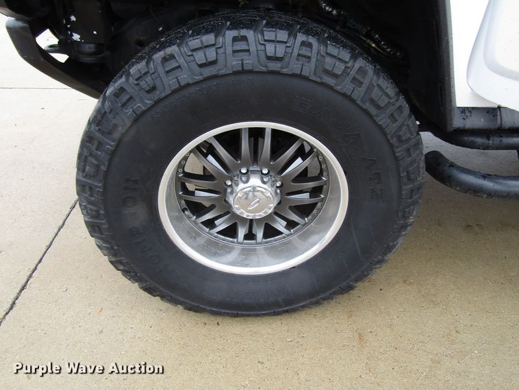 image for item FD9308 2003 Hummer H2 SUV