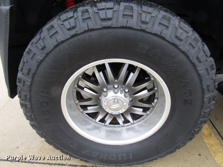 image for item FD9308 2003 Hummer H2 SUV