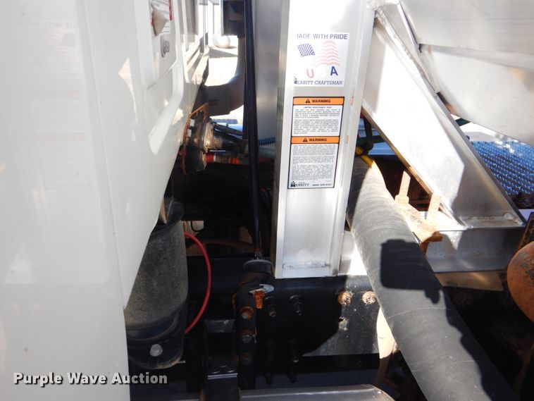 image for item FF9100 2007 Mack CHN semi truck