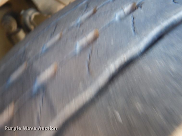 image for item FF9100 2007 Mack CHN semi truck