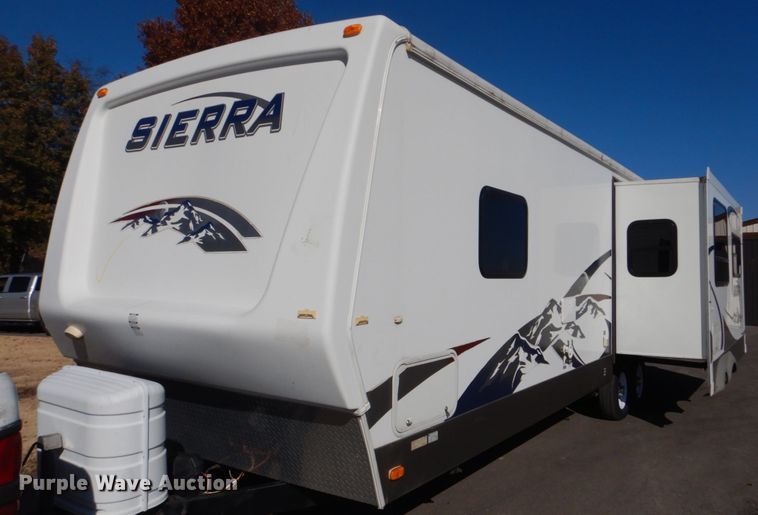 image for item FF9103 2008 Forest River Sierra camper