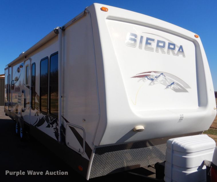 image for item FF9103 2008 Forest River Sierra camper