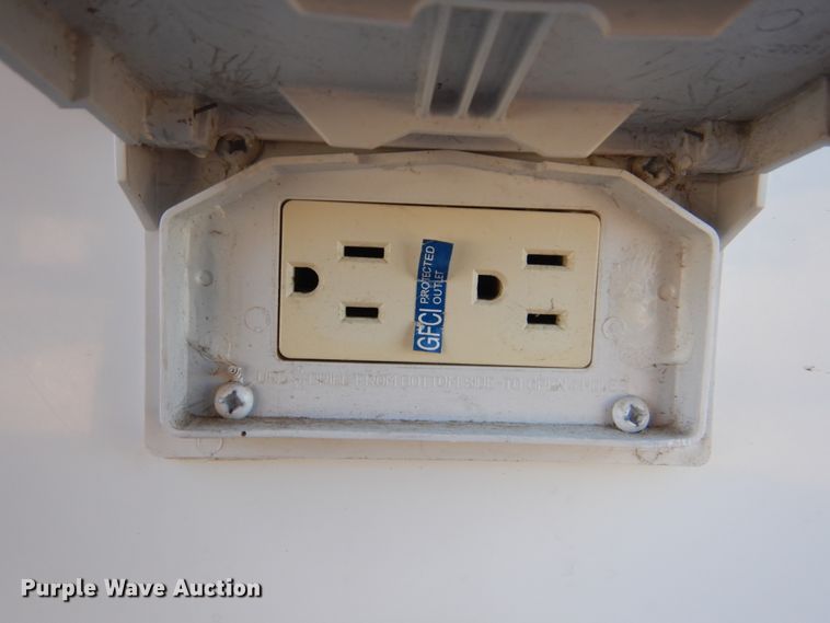 image for item FF9103 2008 Forest River Sierra camper