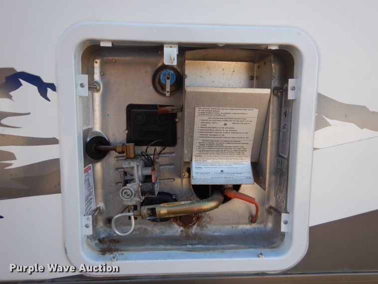 image for item FF9103 2008 Forest River Sierra camper