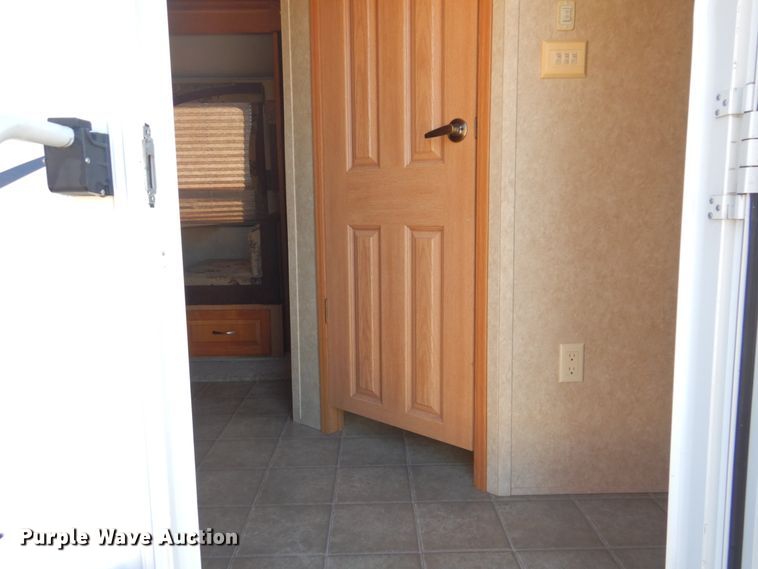 image for item FF9103 2008 Forest River Sierra camper