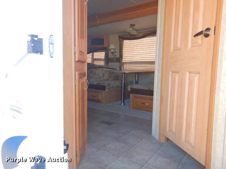 image for item FF9103 2008 Forest River Sierra camper