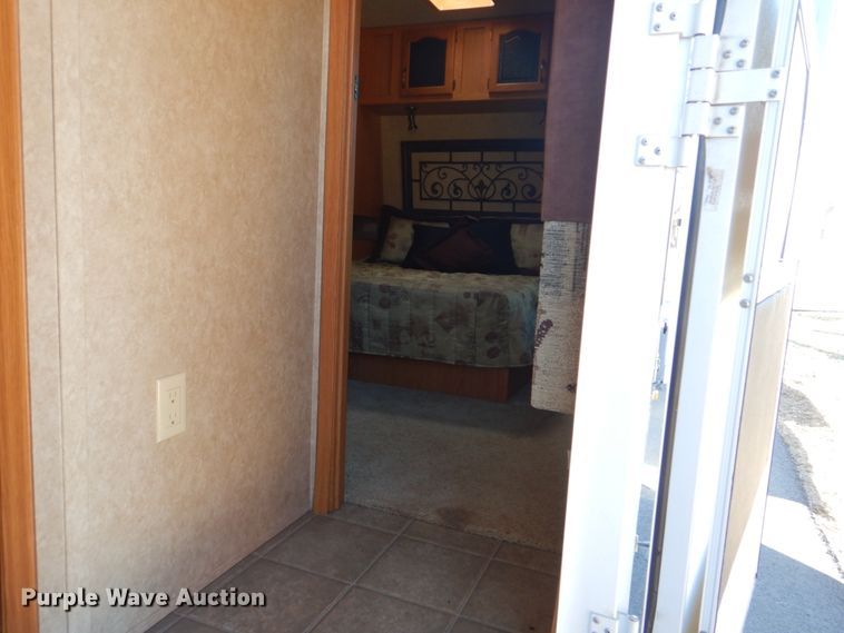 image for item FF9103 2008 Forest River Sierra camper