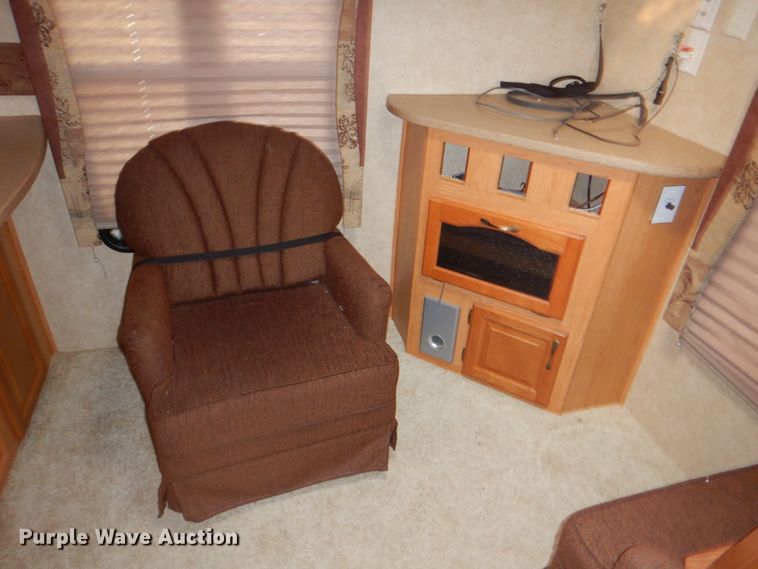 image for item FF9103 2008 Forest River Sierra camper