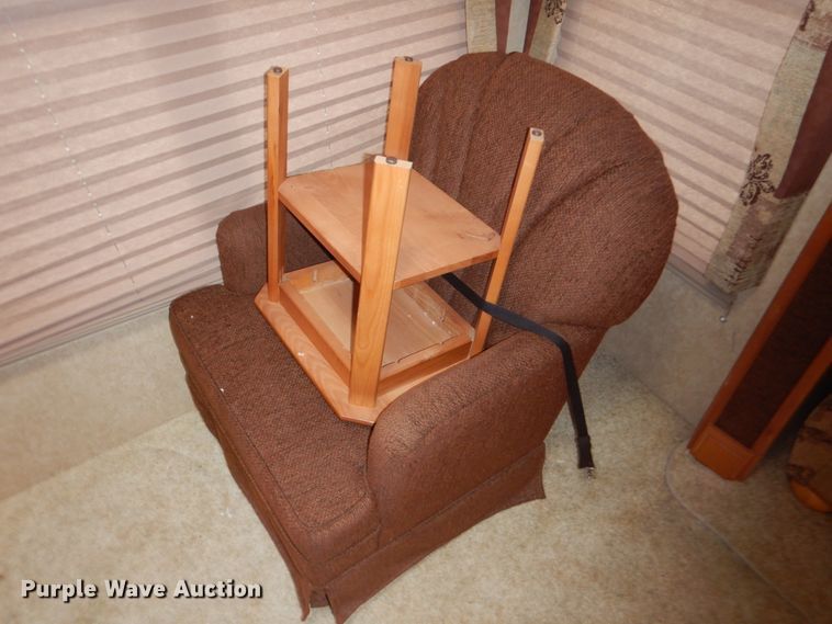 image for item FF9103 2008 Forest River Sierra camper