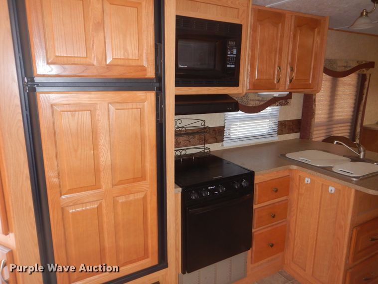 image for item FF9103 2008 Forest River Sierra camper