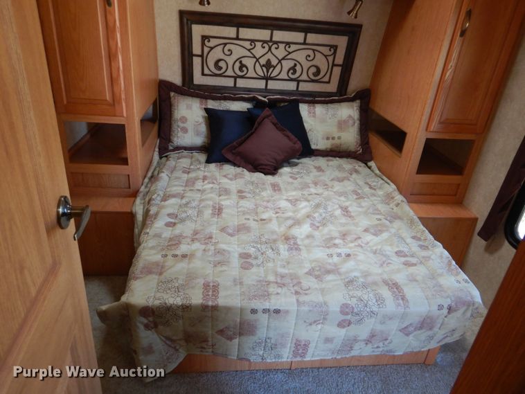 image for item FF9103 2008 Forest River Sierra camper